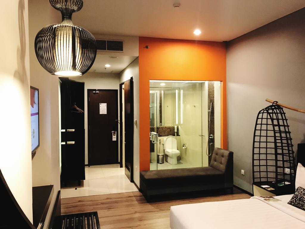 Mercure Surabaya Exterior foto