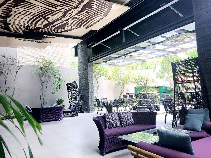 Mercure Surabaya Exterior foto